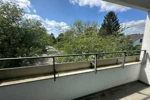 Tolles Apartment mit EBK und Balkon! – Bevenser Weg 3, 30625 Hannover – Vorschaubild 3