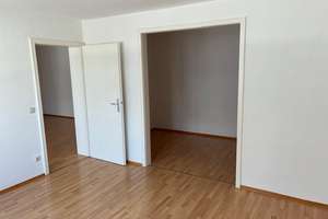 TIPP ! Attraktive 3,5-Zimmer-Wohnung  in Neu-Ulm - am Petrusplatz – Die vollständige Adresse der Immobilie erhältst du vom Anbieter., 89231 Neu-Ulm – Vorschaubild 7