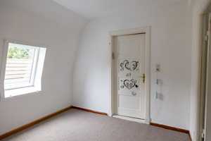 *** NEUER PREIS - NEBENGEBÄUDE und GUTE LAGE für FAMILIEN - BEZUGSFREI - GARAGE *** – Delmenhorst – Vorschaubild 11