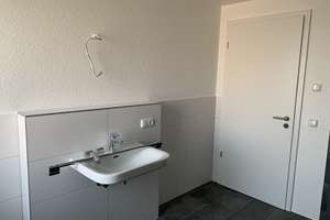 Helle 3-Zimmer-Wohnung mit Balkon, Tiefgaragenstellplatz und Aufzug – Hauptstr. 107, 52159 Roetgen – Vorschaubild 13