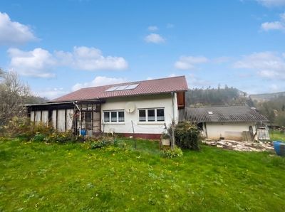 Einfamilienhaus mit extra großem Garten in Ortsrandlage von Sulz-Fischingen