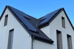 Design trifft Gemütlichkeit: Kernsaniertes Juwel mit Terrasse, High-End-Ausstattung, PV & Klima – Kreuzhaldenstraße 47, 70329 Hedelfingen (Ortsteil), Stuttgart – Vorschaubild 24