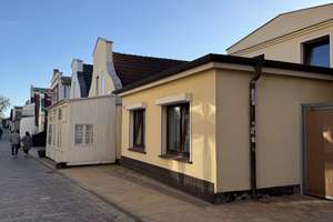 Gelegenheit am Meer: Mehrfamilienhaus in Warnemünde, 150m zum Strand + Provisionsfrei zu verkaufen – Die vollständige Adresse der Immobilie erhältst du vom Anbieter., 18119 Seebad Warnemünde, Rostock – Vorschaubild 3