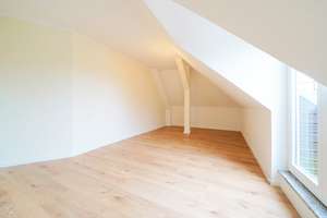Attraktive 2-RW* DG* West-Balkon* moderne EBK* Tageslichtbad mit Wanne* Abstellraum* grüne Wohnlage* – Stephensonstraße 1, 1259 Leuben (Stadtteil), Dresden – Vorschaubild 10
