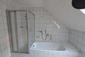 Stilvolle Doppelhaushälfte, 121 qm Wohnfläche, voll unterkellert – Am Finkenbach 9a, 66851 Steinalben – Vorschaubild 10