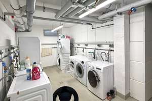 Möblierte, sehr gut geschnittene 2-Zimmerwohnung, EBK, klimatisiert – 53227 Oberkassel, Bonn – Vorschaubild 9
