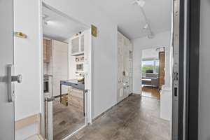 Über den Dächern des Generalsviertels: 4-Zimmer-Wohnung mit Aufzug und Loggia  – Die vollständige Adresse der Immobilie erhältst du vom Anbieter., 20253 Hoheluft-West, Hamburg – Vorschaubild 3
