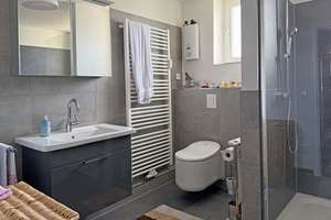 Property thumbnail 7