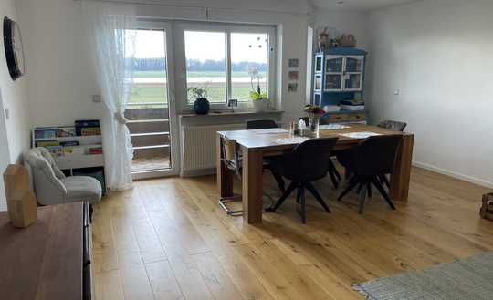 Möblierte 3 ZKB Traumhafte Wohnung mit hochwertiger Ausstattung in bester Lage (in Sondernheim)