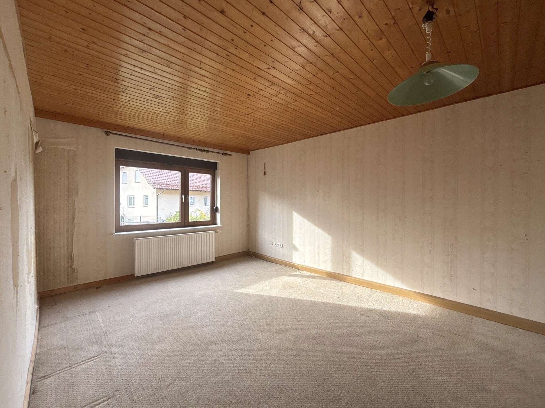 Immobilie in Cölbe - Zwei Wohneinheiten unter einem Dach in beliebter Wohnlage von Cölbe - Bild 4