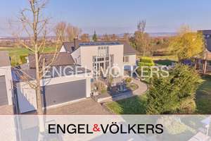 Villa mit Fernblick, Pool und Einliegerwohnung in Roßdorf-Gundernhausen – Die vollständige Adresse der Immobilie erhältst du vom Anbieter., 64380 Roßdorf – Vorschaubild 1