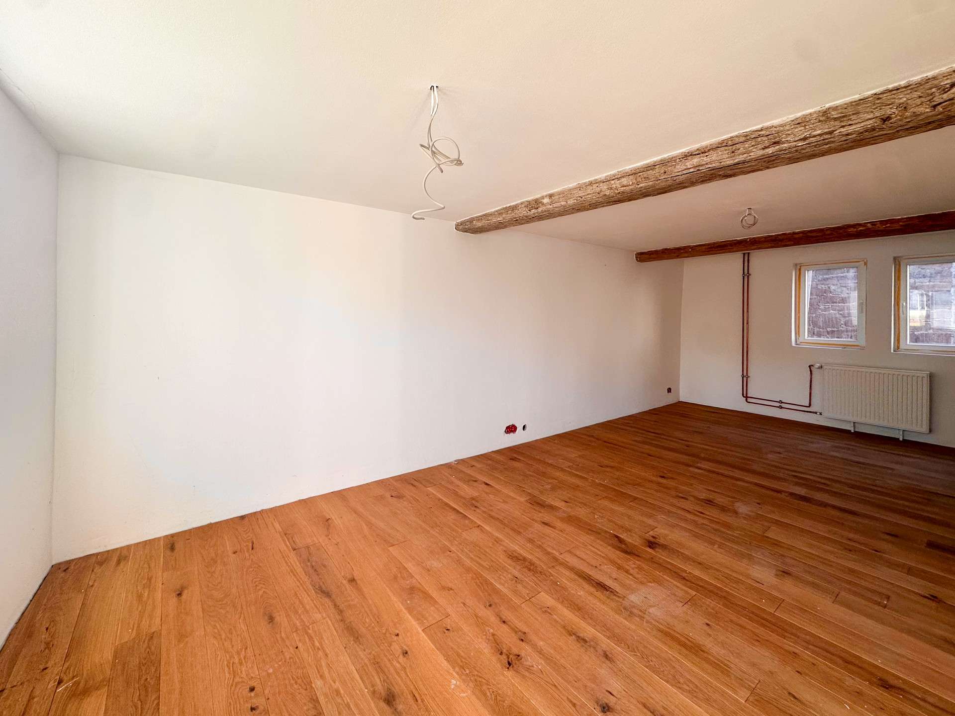 Immobilie in Maxsain - Historisches Fachwerk trifft moderne Technik – mit Ausbaureserve in der Scheune - Bild 3