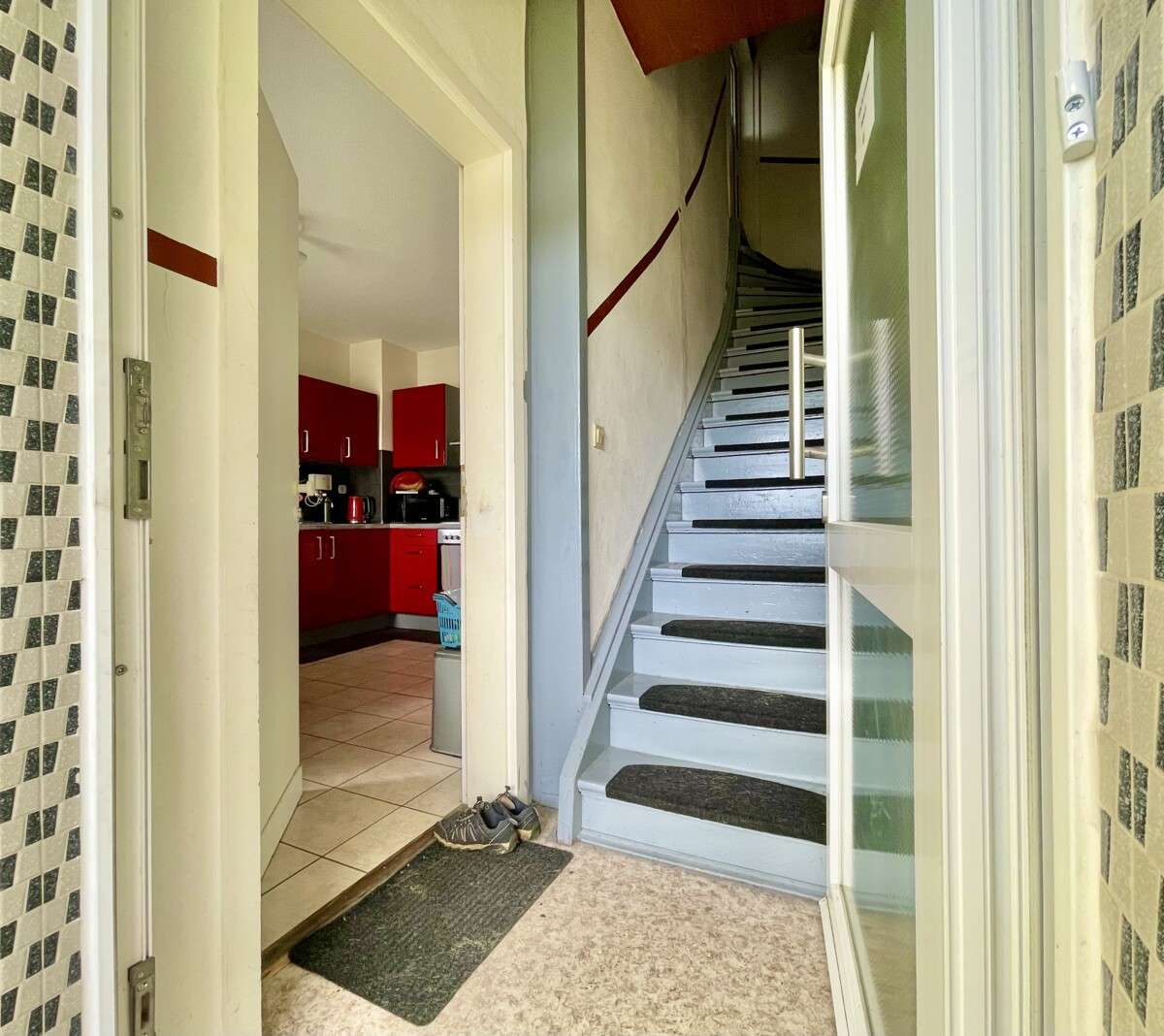 Immobilie in Großseifen - **Attraktives Mehrfamilienhaus mit hohem Renditepotenzial in Großseifen** - Bild 7