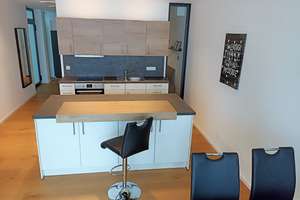 Möbl. Apartment, ruhig, all-inclusive, WLAN /  furnished, central, quiet – Schmellerstr., Nahe U3 + U6 0, 80337 Am Schlachthof, München – Vorschaubild 2