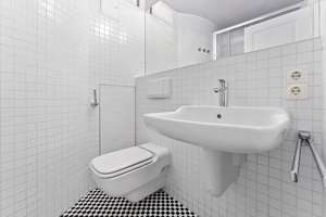 Charmanter Altbau mit viel Persönlichkeit – Die vollständige Adresse der Immobilie erhältst du vom Anbieter., 10779 Schöneberg, Berlin – Vorschaubild 13