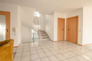 – Kapitalanleger aufgepasst! Einfamilienhaus inkl. kleine Gewerbeeinheit in Himmelstadt zvk.– – Die vollständige Adresse der Immobilie erhältst du vom Anbieter., 97267 Himmelstadt – Vorschaubild 13