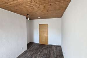 Geräumige 110m² Wohnung Feldmarkstr.80 in Gelsenkirchen – Feldmarkstraße 80, 45883 Feldmark, Gelsenkirchen – Vorschaubild 2