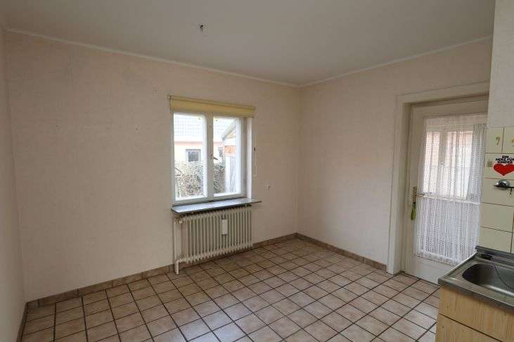 Immobilie in Groven - Gediegenes Einfamilienhaus auf schönem Grundstück mit altem Baumbestand in Lunden, Kreis Dithmarsche - Bild 10