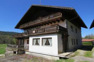 Landhaus mit ELW und ehem. Turbinenhaus in absolut ruhiger  Dorfrandlage mit Aussicht  Nähe Arnbruck – Die vollständige Adresse der Immobilie erhältst du vom Anbieter., 93471 Arnbruck – Vorschaubild 3