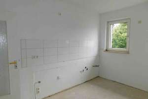 Nachmieter gesucht: Helle 3-Zimmer-Wohnung mit Balkon – Hinseler Feld 95, 45277 Überruhr-Hinsel, Essen – Vorschaubild 3