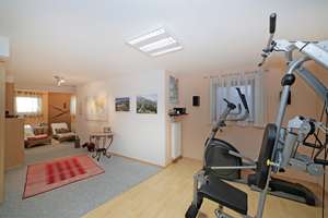 Traumhaftes Architektenhaus im Landhausstil mit gehobener Ausstattung und einem wunderschönen Garten – Die vollständige Adresse der Immobilie erhältst du vom Anbieter., 82057 Icking – Vorschaubild 18