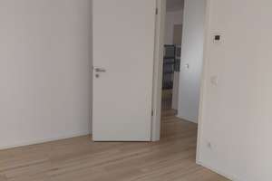helle Wohnung mit 2 Balkonen und EBK – Genter Str 16A, 13353 Wedding, Berlin – Vorschaubild 4
