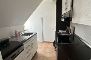 Traumhafte 2,5-Zimmer-Maisonette-Wohnung in Wiesbaden zu vermieten – 65195 Westend / Bleichstraße, Wiesbaden – Vorschaubild 2