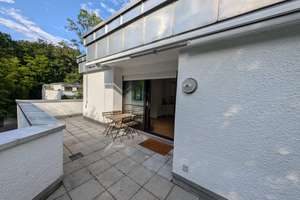 Erstbezug nach Renovierung: helle 1,5-Zimmer-Wohnung mit großer West-Dachterrasse in München-Solln