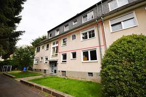 Ruhig gelegene, großzügige 2-3 Zimmer-Wohnung mit Balkon ins Grüne in Bonn – Am Zinnbruch 25, 53125 Dottendorf, Bonn – Vorschaubild 2