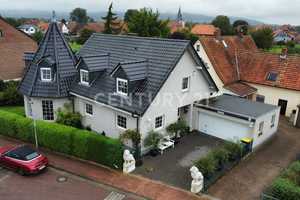 Käuferprovisionsfrei + Turmvilla vor den Toren der Stadt + – Hildesheim (Kreis) – Vorschaubild 1