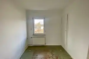Großes freistehendes Einfamilienhaus auf wunderschönem, ruhigem Grundstück im begehrten Lichtenrade – Saalower Str. 46, 12307 Berlin – Vorschaubild 18
