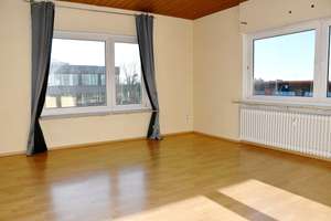Großzügiges 3-Parteienhaus in angenehmer zentraler Wohnlage von Pfungstadt – Die vollständige Adresse der Immobilie erhältst du vom Anbieter., 64319 Pfungstadt – Vorschaubild 15