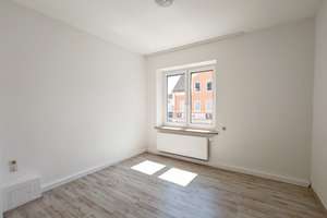 ★ 3 Zimmer Wohnung im Altbau ★ – Ulmer Strasse 4, 86154 Links der Wertach-Nord, Augsburg – Vorschaubild 9