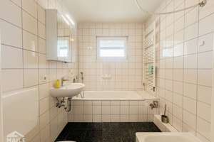 Helle 3-Zimmerwohnung mit Einbauküche, Balkon und schönem Blick ins Grüne – Hochfirststr. 20, 70569 Kaltental, Stuttgart – Vorschaubild 4