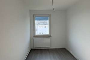 Gepflegte 4-Zimmer-Wohnung mit Balkon – Grenadierweg 24, 26129 Haarentor, Oldenburg (Oldenburg) – Vorschaubild 2