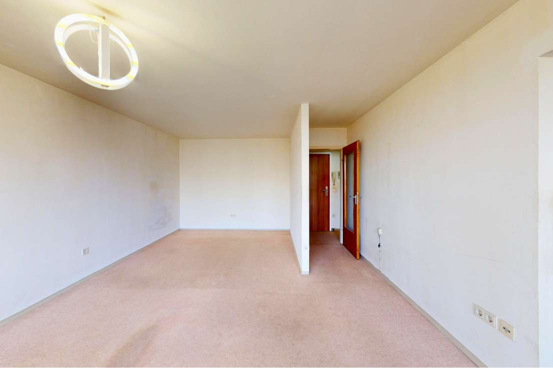 ** Renovierungsbedürftige 1-Zimmer-Wohnung mit Balkon – ideal für Eigennutzer und Kapitalanleger **, Ingolstadt – Bild 4