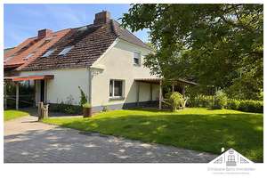 Ostseenah - Doppelhaushälfte mit separatem Bungalow auf großem Grundstück zu verkaufen – Grundshagen 12, 23948 Klütz – Vorschaubild 5