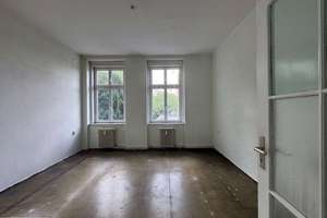 Wohnen im Kulturdenkmal: Renovierungsbedürftige Wohnung | 3 große Zi | 91 m² – Die vollständige Adresse der Immobilie erhältst du vom Anbieter., 10243 Friedrichshain, Berlin – Vorschaubild 4
