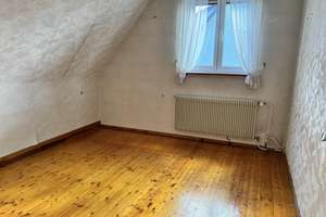 Charmantes Einfam.-Wohnhaus mit zwei Garagen, Pergola und Garten in beliebter Lage, Wohnfl. 135m²,  – Die vollständige Adresse der Immobilie erhältst du vom Anbieter., 97486 Königsberg in Bayern – Vorschaubild 29
