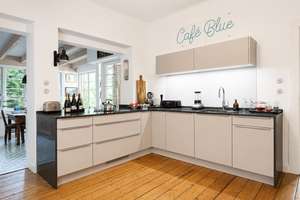 Krefeld-Fischeln: kernsaniertes Altbau-Juwel mit traumhaftem Sonnengrundstück und Wintergarten! – Die vollständige Adresse der Immobilie erhältst du vom Anbieter., 47807 Fischeln, Krefeld – Vorschaubild 10