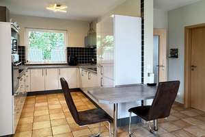 ::: Lebendige Farben, klare Formen – ein DHH Zuhause mit Charakter in Bestlage ::: – Die vollständige Adresse der Immobilie erhältst du vom Anbieter., 32584 Löhne – Vorschaubild 15