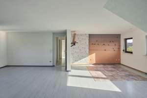 Lichtdurchflutete großzügige Eigentumswohnung mit Südwestloggia und Garage in Wahnheide – Die vollständige Adresse der Immobilie erhältst du vom Anbieter., 51147 Wahnheide, Köln – Vorschaubild 14