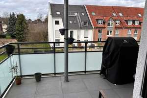 Voll möblierte, luxuriöse 4‑Zimmer‑Wohnung mit Balkon – Meyerhofstrasse 33, 40589 Holthausen, Düsseldorf – Vorschaubild 4