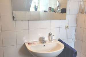 ***TOP PREIS***SCHÖNE WOHNUNG IN DER NÄHE DES KÜCHWALDES IM SCHLOSSVIERTEL*** – Die vollständige Adresse der Immobilie erhältst du vom Anbieter., 9113 Schloßchemnitz, Chemnitz – Vorschaubild 12