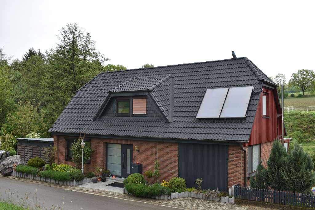 Immobilie in Uslar - Idyllische Lage, unverbauter Blick-Einfamilienhaus bezugsfertig - Bild 0