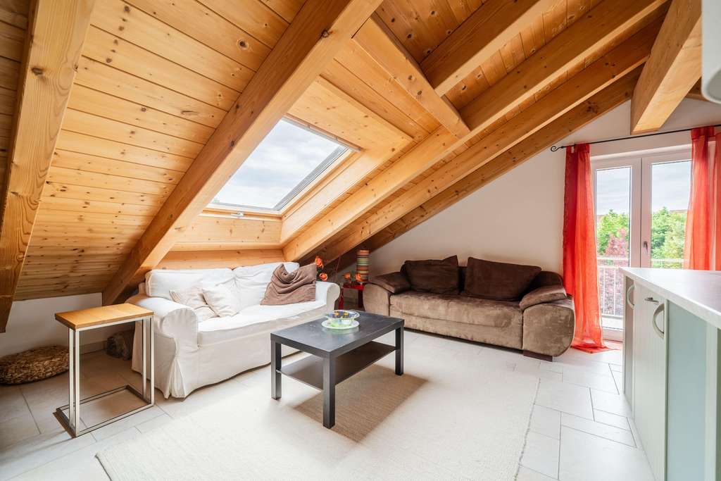 Immobilie in Dießen am Ammersee - Lichtdurchflutete Dachgeschosswohnung - Bild 3