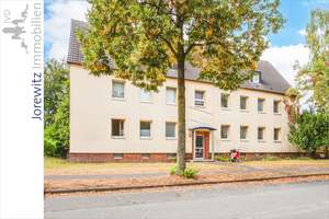 Bielefeld-Brackwede: Gemütliche und gut aufgeteilte 3 Zimmer-Wohnung im Obergeschoss – Die vollständige Adresse der Immobilie erhältst du vom Anbieter., 33647 Brackwede, Bielefeld – Vorschaubild 1