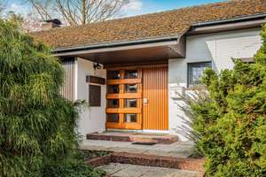Familienfreundliches Zuhause - Stellplätze, Garage, Glasfaseranschluss, saniert und einzugsbereit! – Die vollständige Adresse der Immobilie erhältst du vom Anbieter., 24768 Rendsburg – Vorschaubild 1