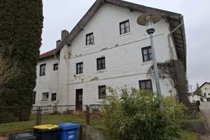 Ideal für Handwerker! Sehr großzügiges, renovierungsbedürftiges Haus in Wurmannsquick, OT Rogglfing – Die vollständige Adresse der Immobilie erhältst du vom Anbieter., 84329 Wurmannsquick – Vorschaubild 4