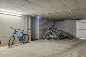Dachgeschosswohnung in zentrumsnaher Lage des Ingolstädter Südosten inkl. TG-Stellplatz und EBK! – Die vollständige Adresse der Immobilie erhältst du vom Anbieter., 85053 Südost, Ingolstadt – Vorschaubild 25